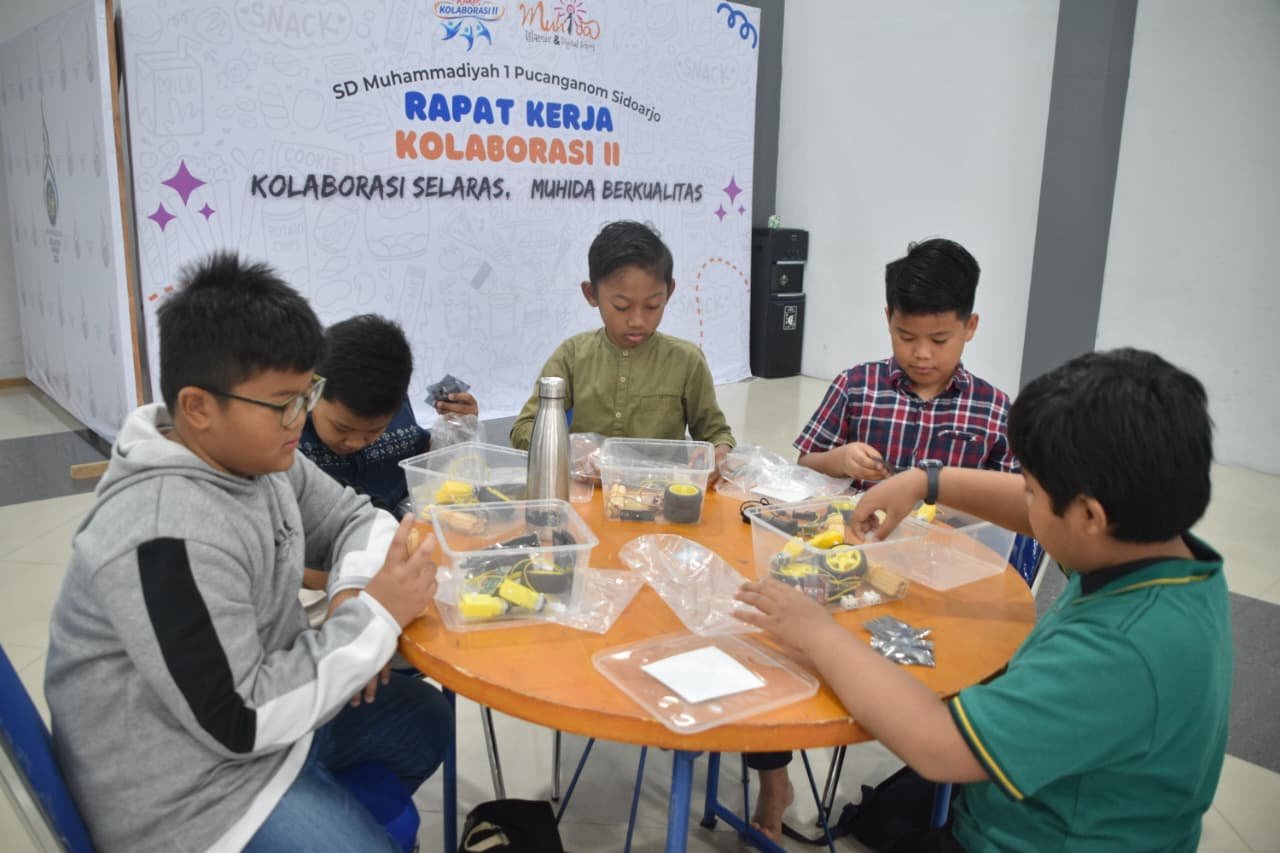 Mudah Belajar Robotika dengan Robot Explorer SD Muhida