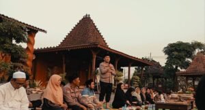 Ulang Tahun ke-42, Kapolres Lamongan Gelar Tasyakuran bersama Anak Asuh LKSA Cabang Babat