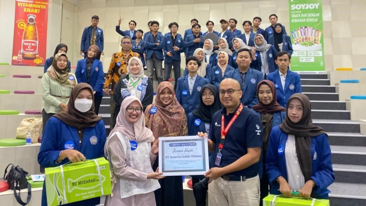 Mahasiswa UMG Belajar Proses Produksi dan Pemasaran di PT Amerta Indah Otsuka