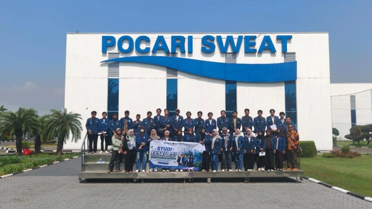 Mahasiswa UMG Belajar Proses Produksi dan Pemasaran di PT Amerta Indah Otsuka