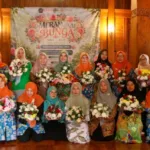 PDA Kota Batu dan UMM Gelar Pelatihan Merangkai Bunga Berbasis Florikultura di Gunungsari