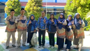 SD Mugres Kampus B Jalani Visitasi Adiwiyata dari DLH Gresik