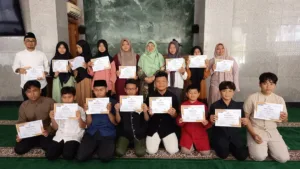 Sambut Tahun Baru Hijriah, Spemutu Gresik Serahkan Beasiswa Sakuwamima