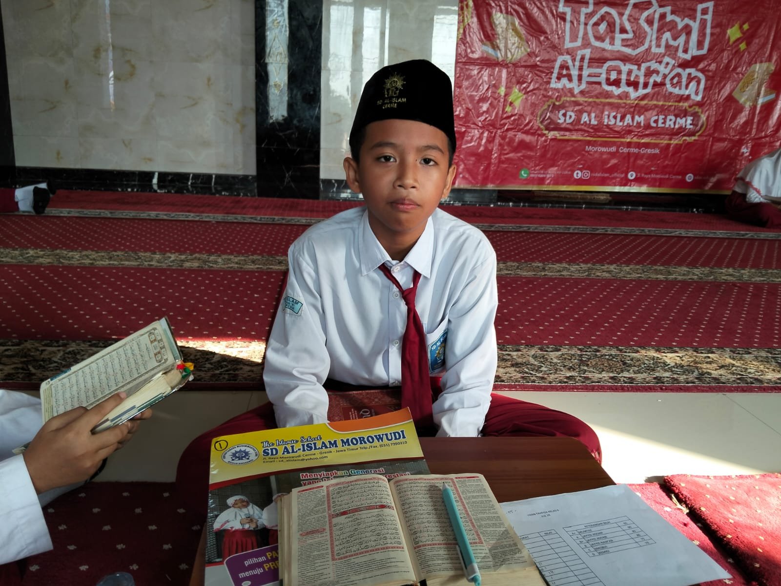Air Mata Haru Mengalir di SD Al Islam: 25 Siswa Kelas VI Sukses Tuntaskan Ujian Tasmik Sekali Duduk