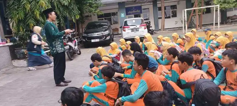 Harapan Besar Iringi Keberangkatan Siswa Kelas 6 SD Musix ke Wisata Perpisahan