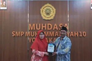 Perkuat Mutu Pendidikan, SMP MUTU Paciran Belajar ke Tiga Sekolah Muhammadiyah Yogyakarta