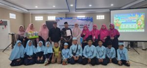 Penyerahan Donasi Kelas 4 SD Muhammadiyah 3 Ikrom Wage ke Rumah Singgah Ikrom Penuh Makna