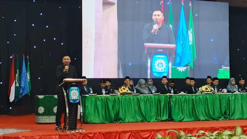 Hadir di Wisuda ke-54 Spemma, Azrul Ananda: Petualangan Sesungguhnya Dimulai Setelah Lulus SMP