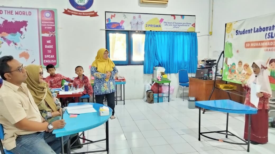 Penuh Haru dan Prestasi! Siswa Kelas 2 SDMM Pukau Orang Tua dalam Student Laboratory Conference 2026