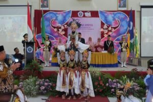 Tarian dan Musik Kolosal Meriahkan Purnawidya Angkatan 52 SD Muhlas