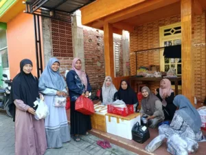 Komite KB-TK Aisyiyah Padangbandung Gelar Bazar Mini Meriahkan Akhir Tahun Pelajaran 2025/2026