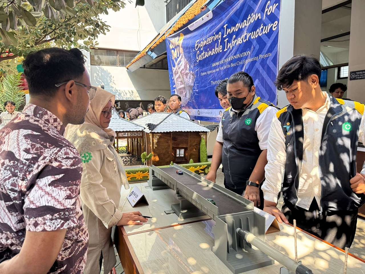 Tahun Kedua Digelar, Civil Day Umsida Tampilkan Inovasi Infrastruktur Berkelanjutan