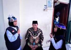Jurnalis Cilik SD Mutu Wawancarai Pimpinan PWM Jatim di Pembukaan AMM #4