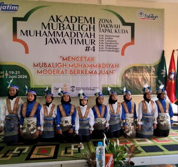 Jurnalis Cilik SD Mutu Wawancarai Pimpinan PWM Jatim di Pembukaan AMM #4