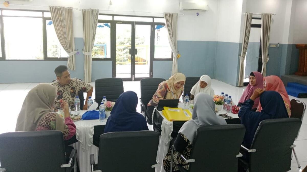 Kemendikdasmen Lakukan Supervisi di TK Aisyiyah 36 PPI, Fokus pada Pengembangan AI dan Berpikir Komputasional