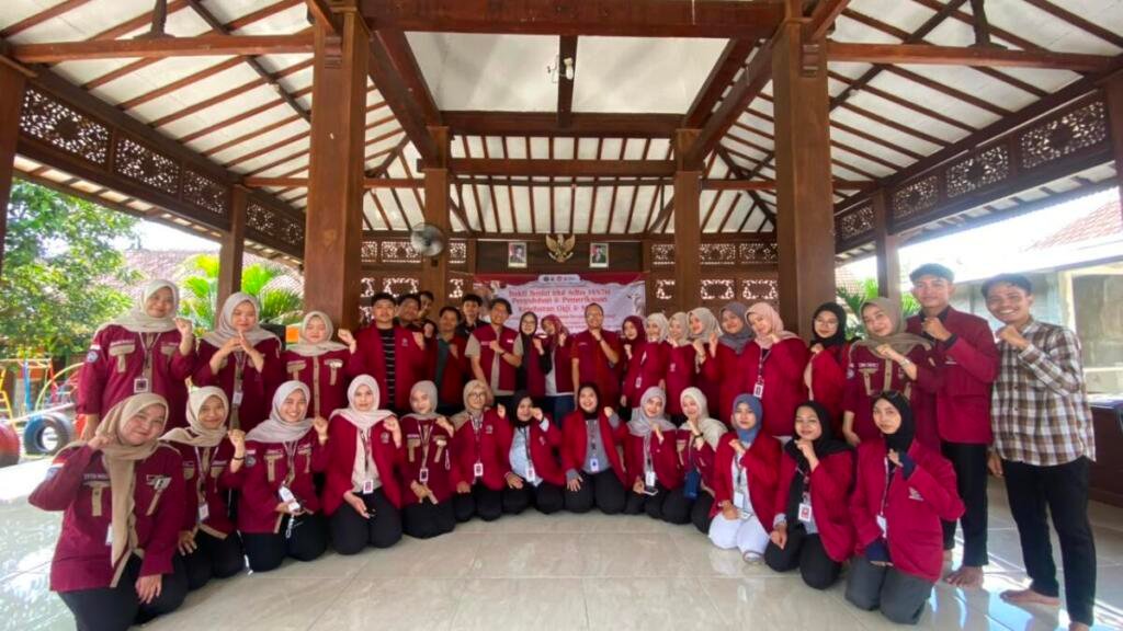 Ketua PCM Dawarblandong Apresiasi Baksos dan Kurban IMM Ayurveda FKG UMSURA di Desa Glagah