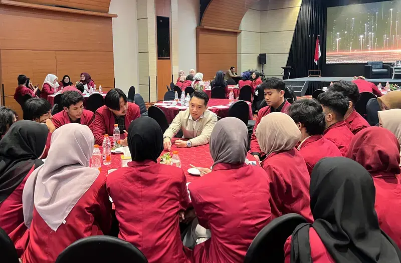 Erick Komala Rangkul Mahasiswa Umsura, Bangun Dialog dan Serap Aspirasi Generasi Muda Jawa Timur