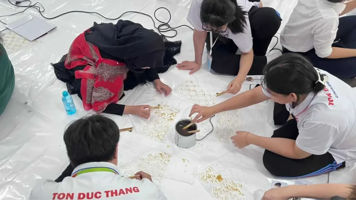 UMS Kenalkan Batik Indonesia kepada Mahasiswa Vietnam Lewat Program Internasional