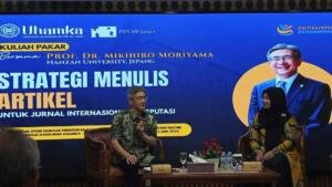 Kuliah Pakar Internasional UHAMKA Bekali Mahasiswa Strategi Tembus Jurnal Internasional Bereputasi