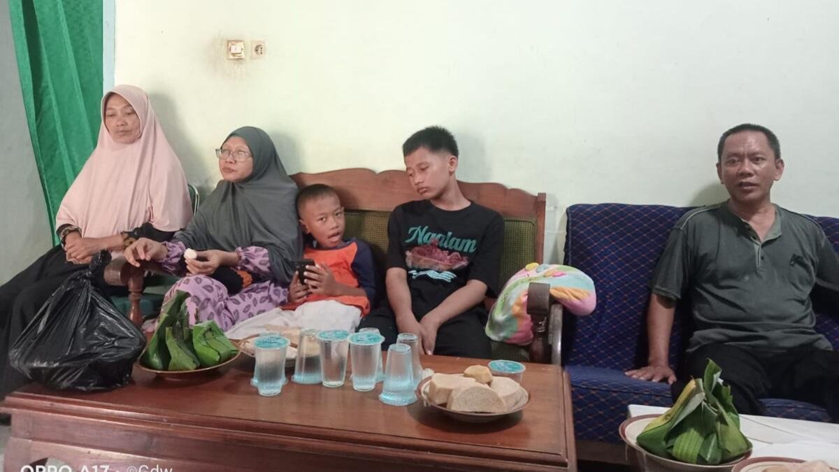 Liburan ke Sendang Beron Berbuah Silaturahmi Dakwah, Gondo Waloyo Bertemu Keluarga Muhammadiyah Rengel