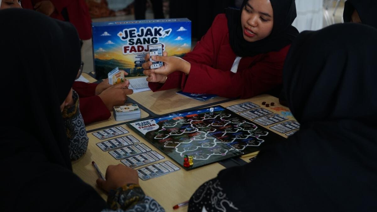 Mahasiswa UMM Kembangkan Board Game Edukasi untuk Nyalakan Spirit Literasi Malik Fadjar