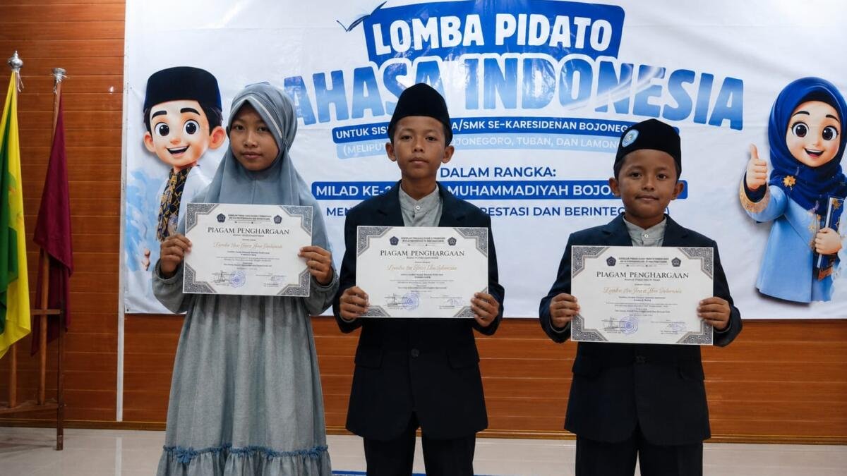 MIM 16 Jumput Dominasi Lomba Pidato Bahasa Indonesia Tingkat SD/MI Se-Karesidenan Bojonegoro