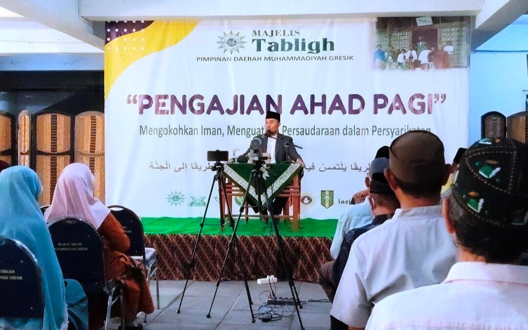 Pengajian Ahad Pagi PDM Gresik Kupas Lima Keteladanan Nabi Ibrahim AS