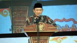 Revitalisasi Pesantren Darurat Santri