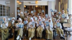 Buku Karya Siswa Mudipat Diluncurkan, Berisi Cerita dan Puisi Kenangan