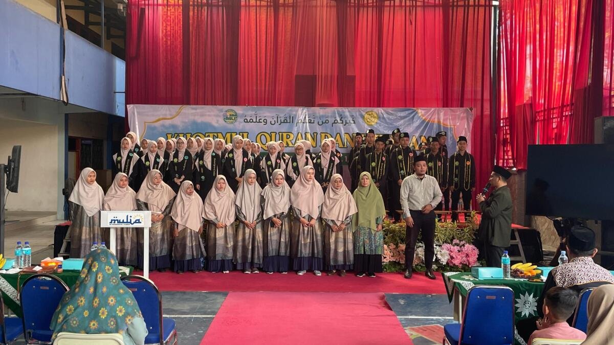 SMP MULIA Tulangan Gelar Khotmul Qur’an dan Imtihan, Bukti Komitmen Mencetak Generasi Qur’ani