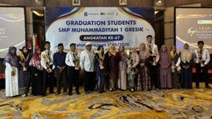 Spemutu Gresik Lepas 68 Siswa dalam Graduation Student Angkatan Ke-67