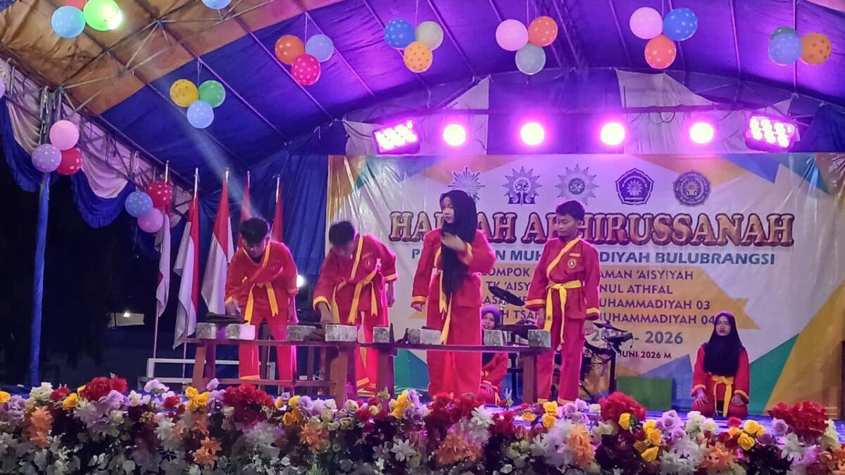 Tapak Suci MTs Muhammadiyah 4 Bulubrangsi Tampil Memukau di Haflah Akhirussanah