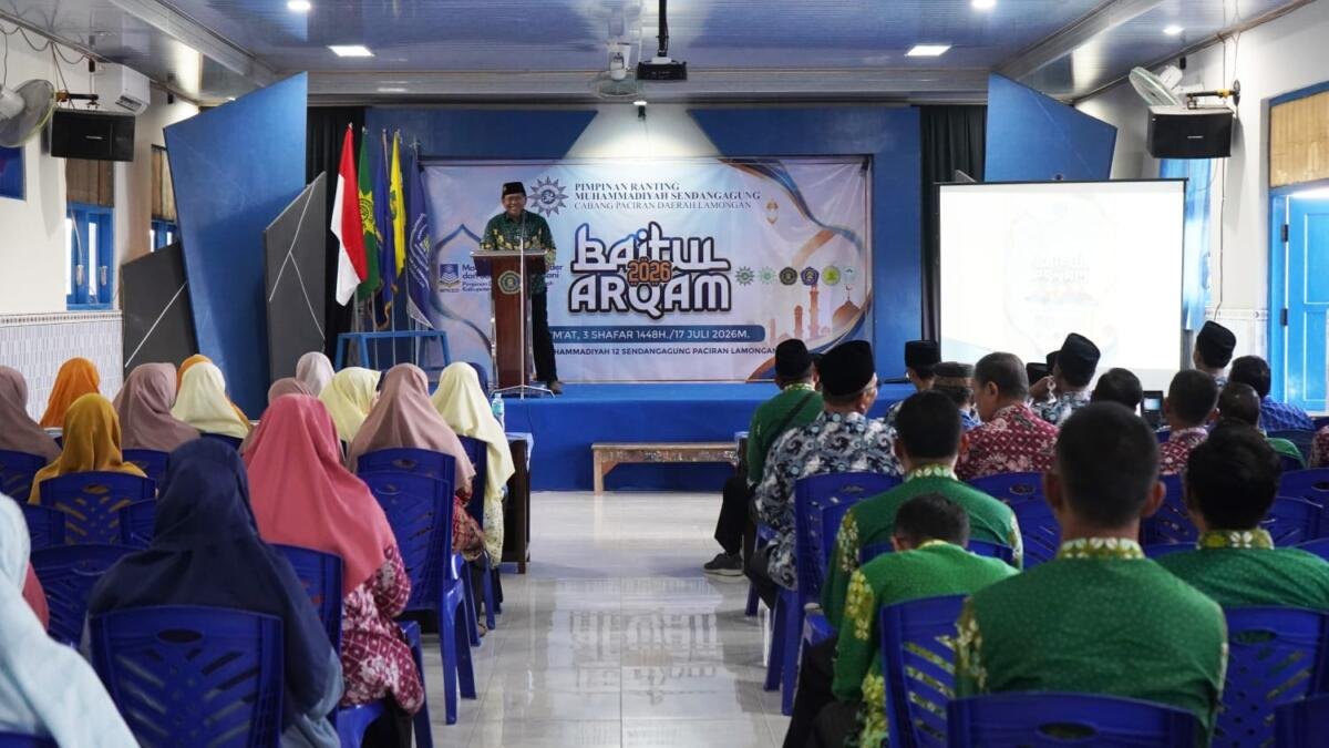 96 Guru dan Tendik AUM Sendangagung Teken Pakta Integritas pada Baitul Arqam Perdana