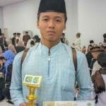 Ajib Sabet Special Award 5 Musabaqah Hifdzil Qur’an Remaja Fashmu III Tingkat Jawa Timur