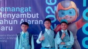 Siswa SD Muhammadiyah Manyar Meraih Kejuaraan MCTC 2026 Bersama Trainer Dari Malaysia