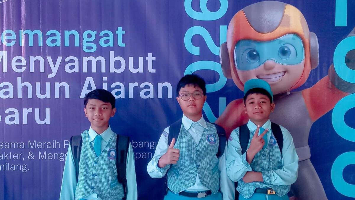 Belajar Coding Bersama Trainer Malaysia, Siswa SDMM Raih Juara III MCTC 2026