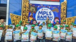 Deklarasi Budaya Positif dan E-Voting Pilkalas Tutup MPLS Ramah Kelas 2 SDMM