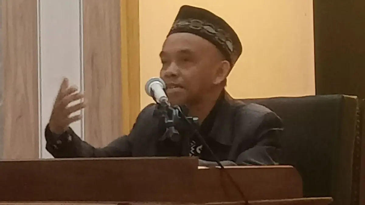 Di Kota Pasuruan, Ustadz Basith Mualy Kupas Hukum Khamar dan Judi