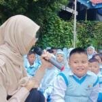 Diskominfo Gresik Edukasi Murid SD Mugres Kampus B tentang Bijak Bermain HP