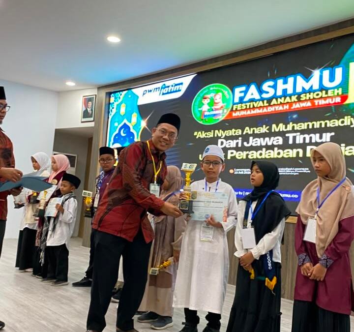 Dua Siswa MIMSapa Raih Special Award pada FASHMU III Jawa Timur