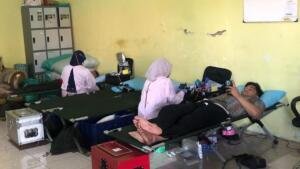 Gandeng PMI dan Puskesmas, KKN T Umsida Gelar Donor Darah dan MCU Gratis