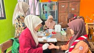 Healthy and Smart Kids, Mahasiswa KKN T Umsida Bekali Siswa SD Kedungbocok dengan Edukasi Kesehatan dan Tiga Bahasa