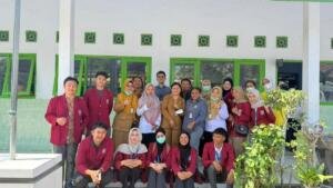 KKN 21 Umsura Edukasi Antibullying dan Gelar Cek Kesehatan Gratis di Desa Kemiri