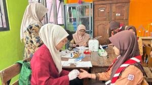 KKN-T Kelompok 22 Umsida Kenalkan Tiga Bahasa dan PHBS kepada Siswa SD Negeri Kedungbocok