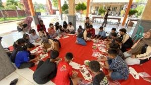 KKN T Umsida Kenalkan Ecoprint kepada Siswa SDN Gampingrowo 02