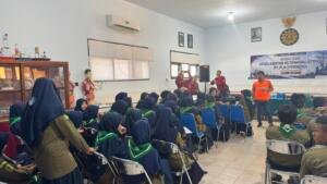KKN Unmuh Jember Edukasi Keselamatan Kelistrikan kepada Siswa SMA Muhammadiyah 2 Wuluhan
