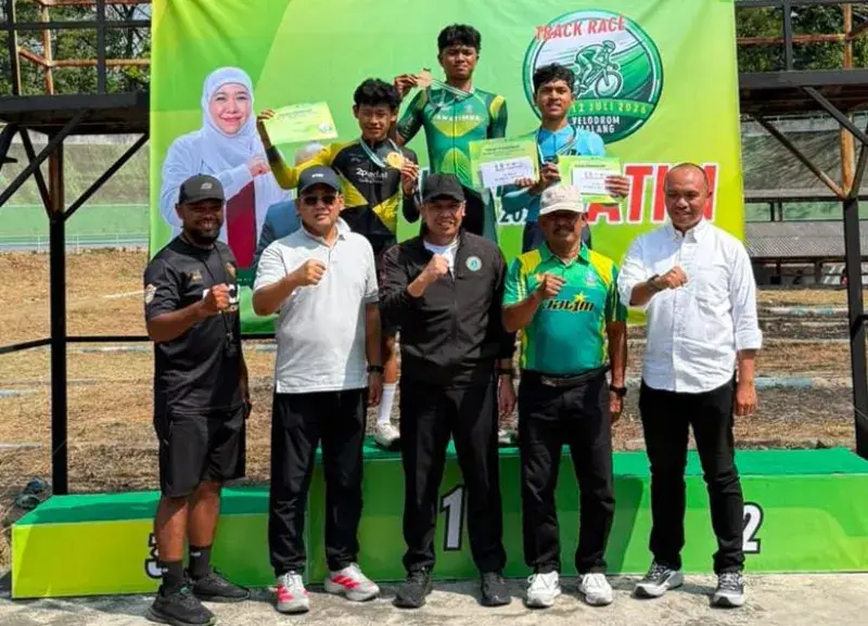Siswa SMA Muhammadiyah 3 Surabaya Raih Medali Emas Balap Sepeda Track Tingkat Jawa Timur
