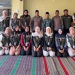 Mengubah Keterbatasan Menjadi Pengabdian: Kisah Hangat Penerimaan Mahasiswa KKN Umla di Desa Labuhan
