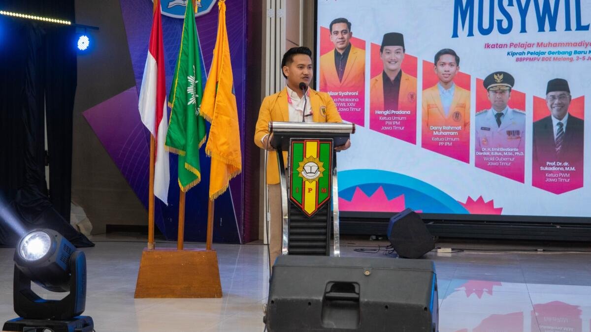 Kiprah Hengki Pradana: Dari Tepi Bengawan Solo hingga Memimpin IPM Jawa Timur 