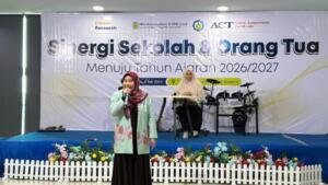 Dekan FTEIC ITS Ajak Orang Tua Jadi Bestie Anak dalam Sinergi Sambut Tahun Ajaran Baru di Smamio